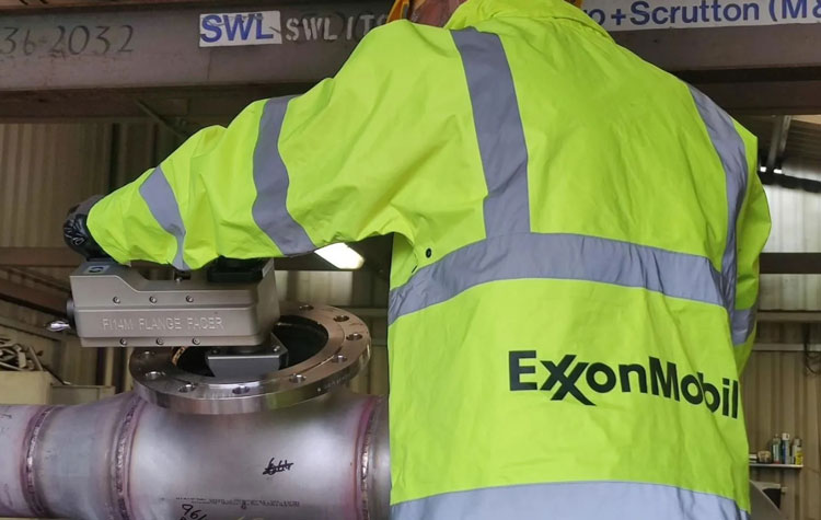 F14M Flanschfräsmaschine im Einsatz für ExxonMobils Projekt