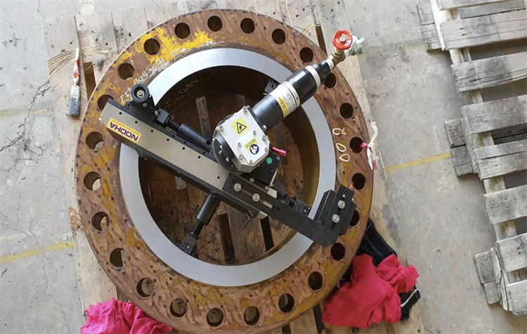 Flanschplanmaschine im Nahen Osten im Einsatz